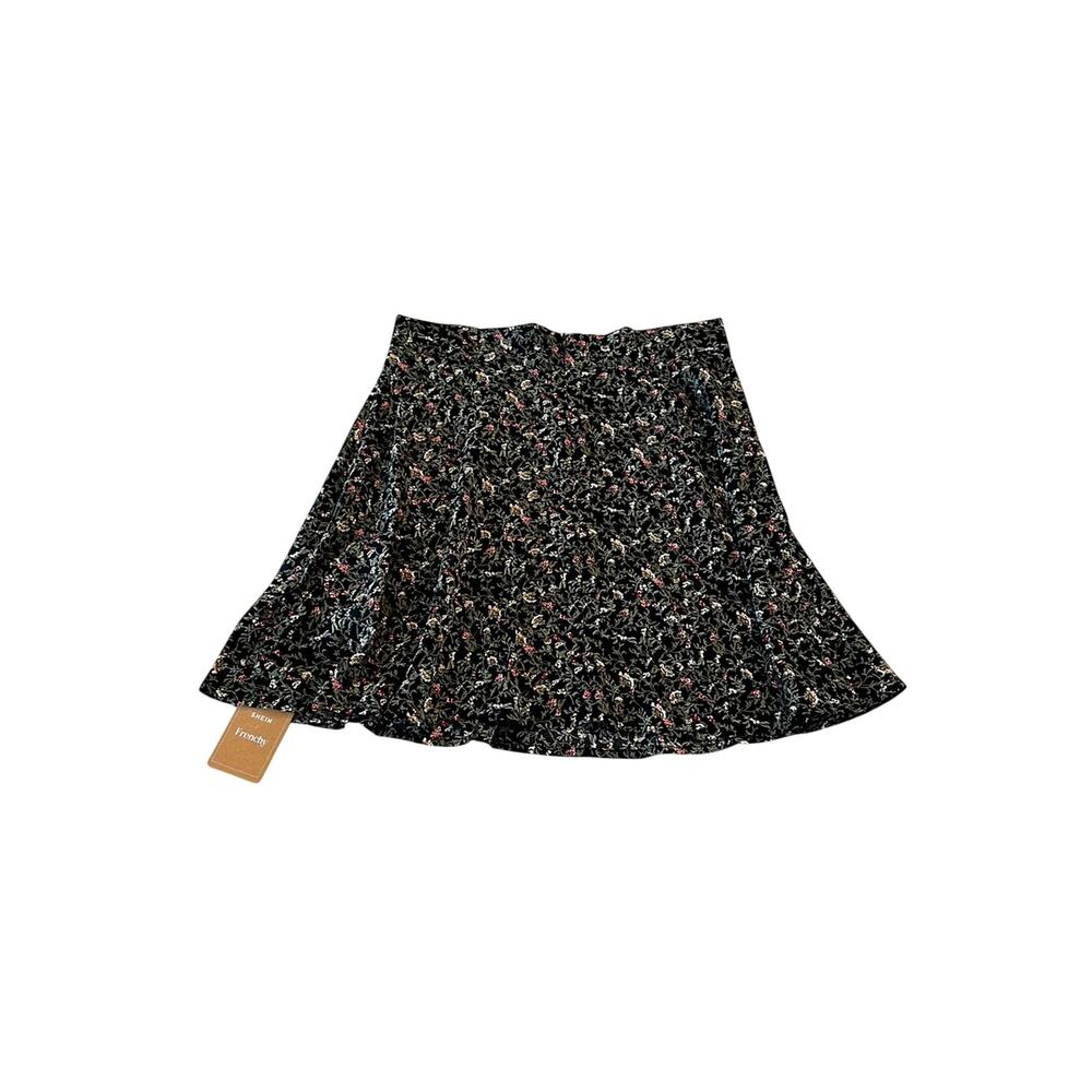 SHEIN Frenchy Floral Black Flowy Feminine Skirt Size Women's Small US 4 NWT